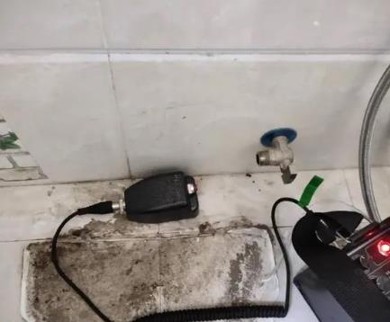 永定屋顶漏水维修公司分享下卫生间漏水的危害及解决方法